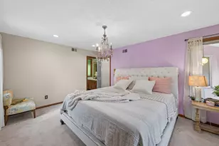 18425 Harrogate Dr, Eden Prairie, MN 55346 - Photo 32
