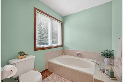 18425 Harrogate Drive, Eden Prairie, MN 55346 - Photo 36