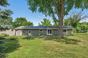 1105 W 155th St, Burnsville, MN 55306 - Photo 38