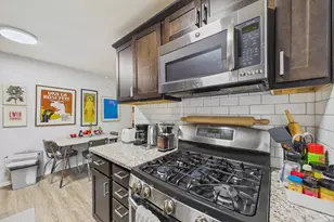 2630 Pleasant Ave, Minneapolis, MN 55408 - Photo 12