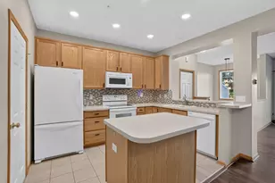 13893 54th Ave N, Plymouth, MN 55446 - Photo 4