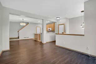 13893 54th Ave N, Plymouth, MN 55446 - Photo 8