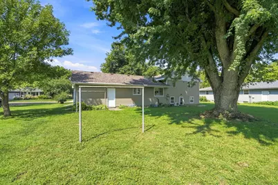 807 N Renville Street, Winthrop, MN 55396 - Photo 26