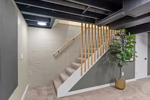 2021 Jade Ln, Eagan, MN 55122 - Photo 24