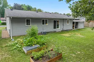 2021 Jade Ln, Eagan, MN 55122 - Photo 40
