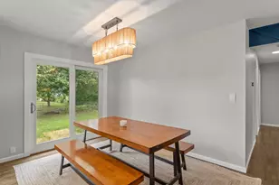2021 Jade Ln, Eagan, MN 55122 - Photo 10