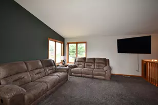101 6th Ave N E, Elgin, MN 55932 - Photo 14