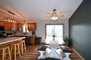 101 6th Ave N E, Elgin, MN 55932 - Photo 18
