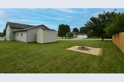 101 6th Avenue NE, Elgin, MN 55932 - Photo 10