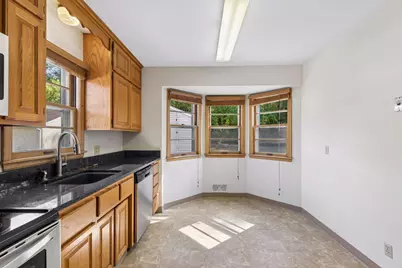 1554 Chamber Street, Saint Paul, MN 55106 - Photo 12