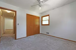 2226 Pleasant View Dr, New Brighton, MN 55112 - Photo 16