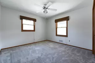 2226 Pleasant View Dr, New Brighton, MN 55112 - Photo 14