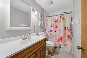 3253 Evergreen Dr, Eagan, MN 55121 - Photo 18