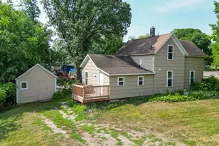 614 Springen Ave, Fergus Falls, MN 56537 - Photo 6