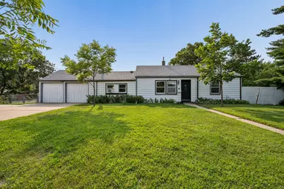 9916 2nd Avenue S, Bloomington, MN 55420 - Photo 2