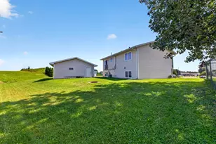 1910 3rd Ave NE, Stewartville, MN 55976 - Photo 28