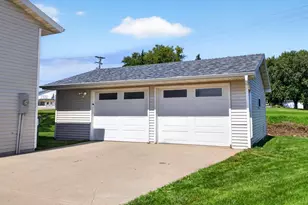 1910 3rd Ave NE, Stewartville, MN 55976 - Photo 24