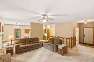 6973 4th St Cir N, Oakdale, MN 55128 - Photo 8