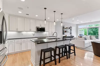 421 Willoughby Way W, Minnetonka, MN 55305 - Photo 16