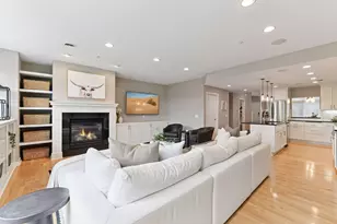 421 Willoughby Way W, Minnetonka, MN 55305 - Photo 8