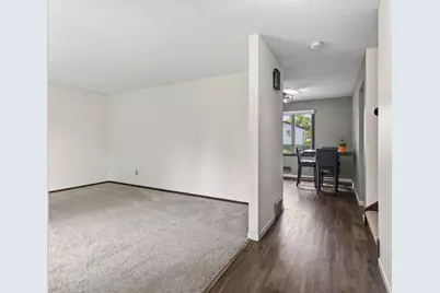 8305 69th Street S, Cottage Grove, MN 55016 - Photo 4