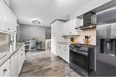 8305 69th Street S, Cottage Grove, MN 55016 - Photo 10