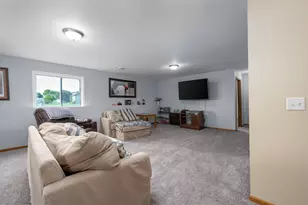 818 Rose Ct, Somerset, WI 54025 - Photo 34