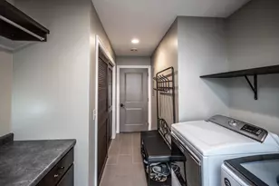 204 Ottawa Ave SE, Hutchinson, MN 55350 - Photo 20