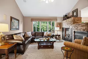 2221 White Pine Ct, Hudson, WI 54016 - Photo 12