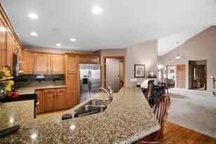 2221 White Pine Ct, Hudson, WI 54016 - Photo 18