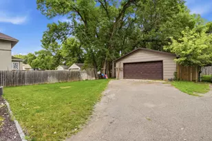 615 16th St SW, Willmar, MN 56201 - Photo 4