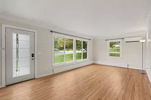 340 3rd Ave S, Bayport, MN 55003 - Photo 6