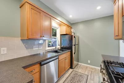 2725 Dakota Avenue S, Saint Louis Park, MN 55416 - Photo 8