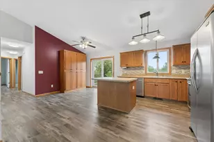 407 66th St SW, Waverly, MN 55390 - Photo 4