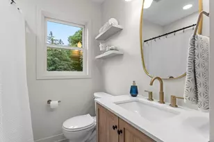 6667 Moorland Dr, Eden Prairie, MN 55346 - Photo 18