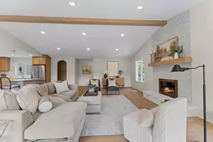 6667 Moorland Dr, Eden Prairie, MN 55346 - Photo 4