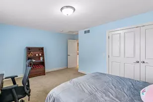 18221 Overland Trail, Eden Prairie, MN 55347 - Photo 52