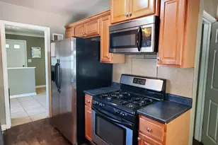 1696 Conway St, Saint Paul, MN 55106 - Photo 10