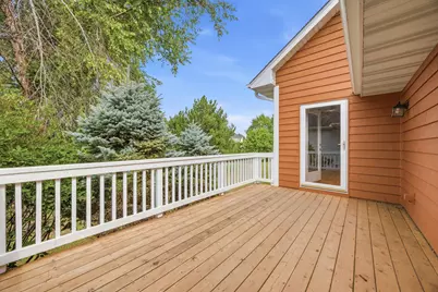 11662 Laketowne View, Albertville, MN 55301 - Photo 16
