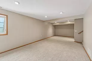 6193 Courtly Rd, Woodbury, MN 55125 - Photo 38