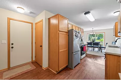 6193 Courtly Road #E, Woodbury, MN 55125 - Photo 18