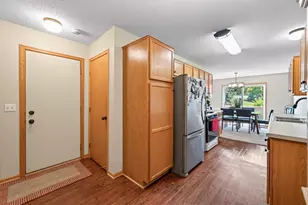 6193 Courtly Rd, Woodbury, MN 55125 - Photo 18