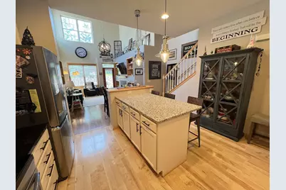 18060 Kindred Court, Lakeville, MN 55044 - Photo 8