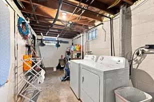 5243 Bryant Ave N, Minneapolis, MN 55430 - Photo 30
