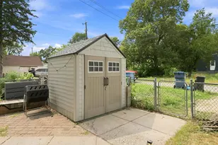 5243 Bryant Ave N, Minneapolis, MN 55430 - Photo 34