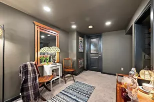 5243 Bryant Ave N, Minneapolis, MN 55430 - Photo 26