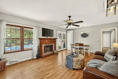 1402 Damon Court SE, Rochester, MN 55904 - Photo 4