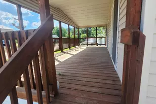 918 Peters Ct, Lake City, MN 55041 - Photo 2
