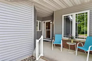 2703 Village Dr, Faribault, MN 55021 - Photo 6