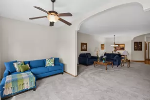2703 Village Dr, Faribault, MN 55021 - Photo 12